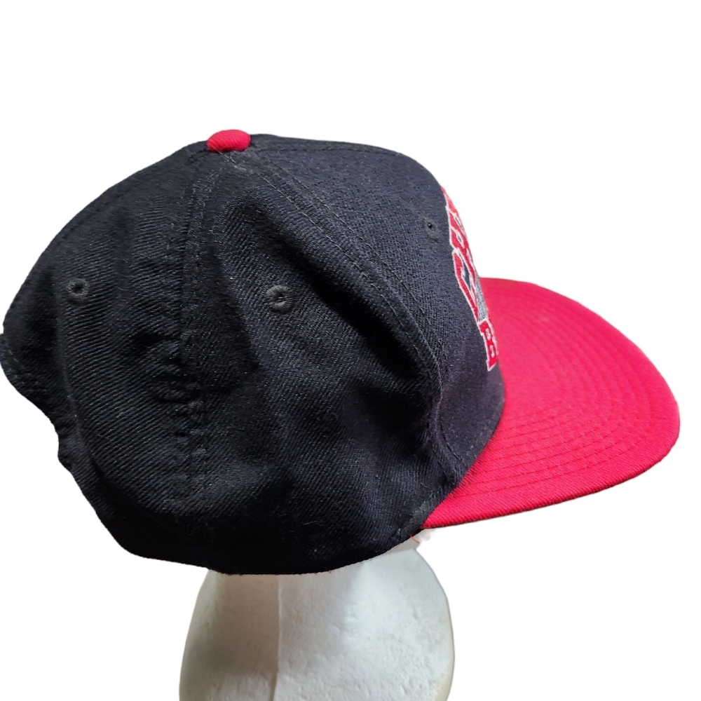 Vintage Style Adidas Chicago Bulls NBA Logo Snapback Hat - Picture 2 of 6